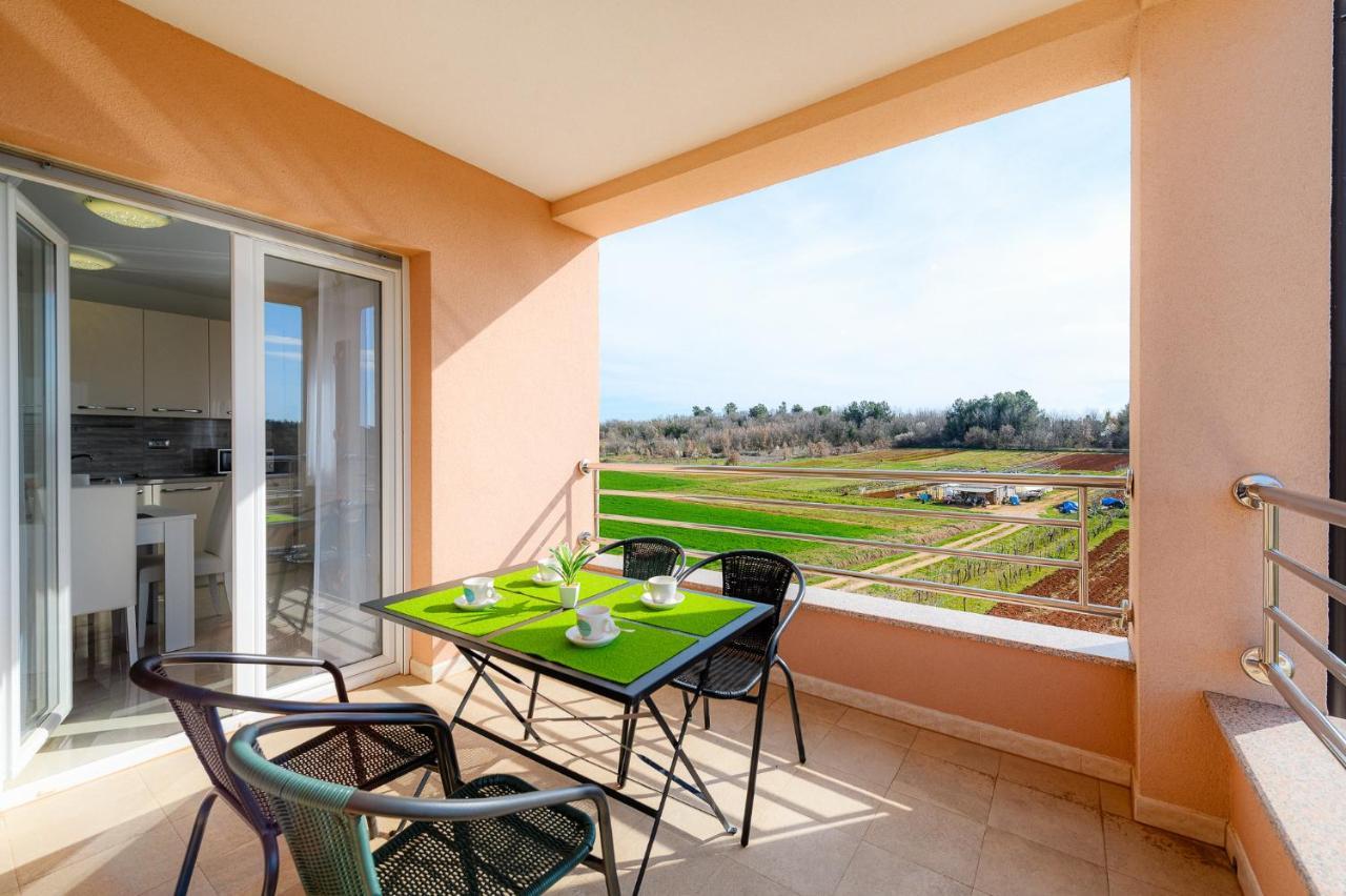 Stancija Amoroso Porec Apartments Luaran gambar