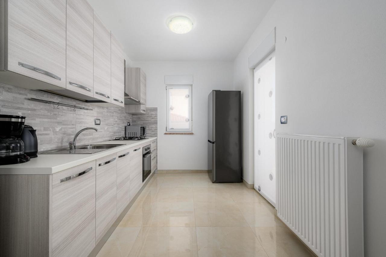 Stancija Amoroso Porec Apartments Luaran gambar