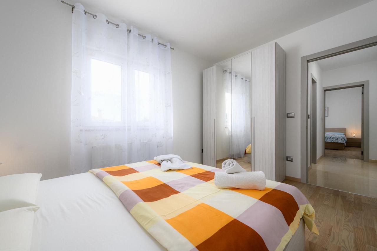 Stancija Amoroso Porec Apartments Luaran gambar