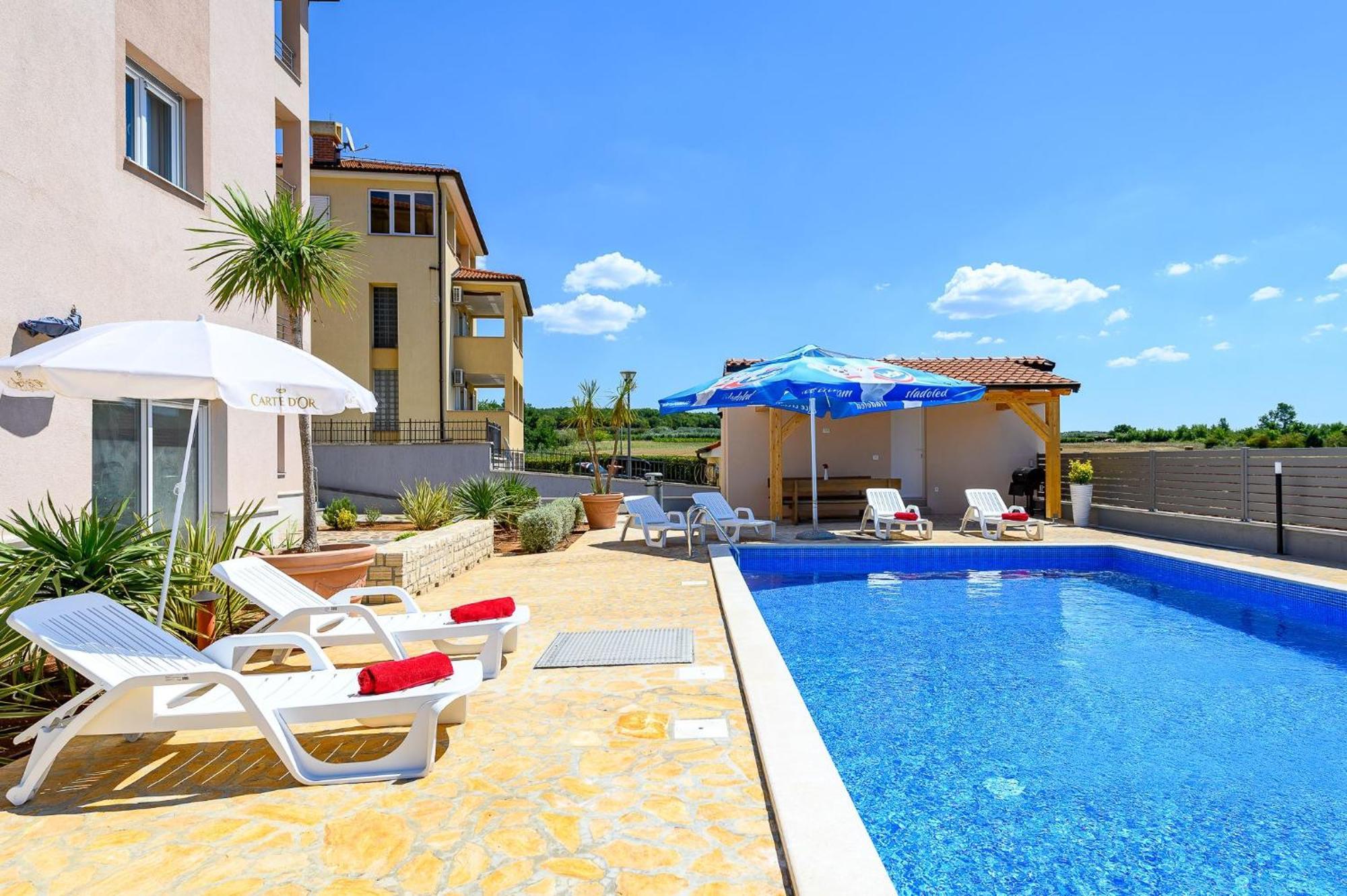 Stancija Amoroso Porec Apartments Luaran gambar