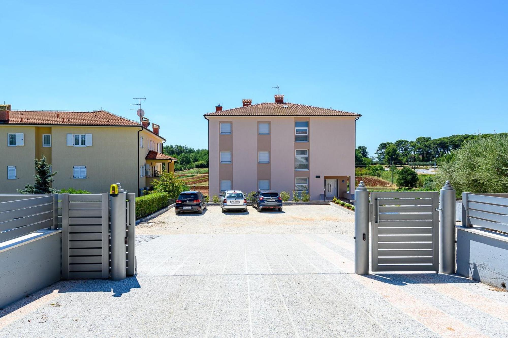 Stancija Amoroso Porec Apartments Luaran gambar